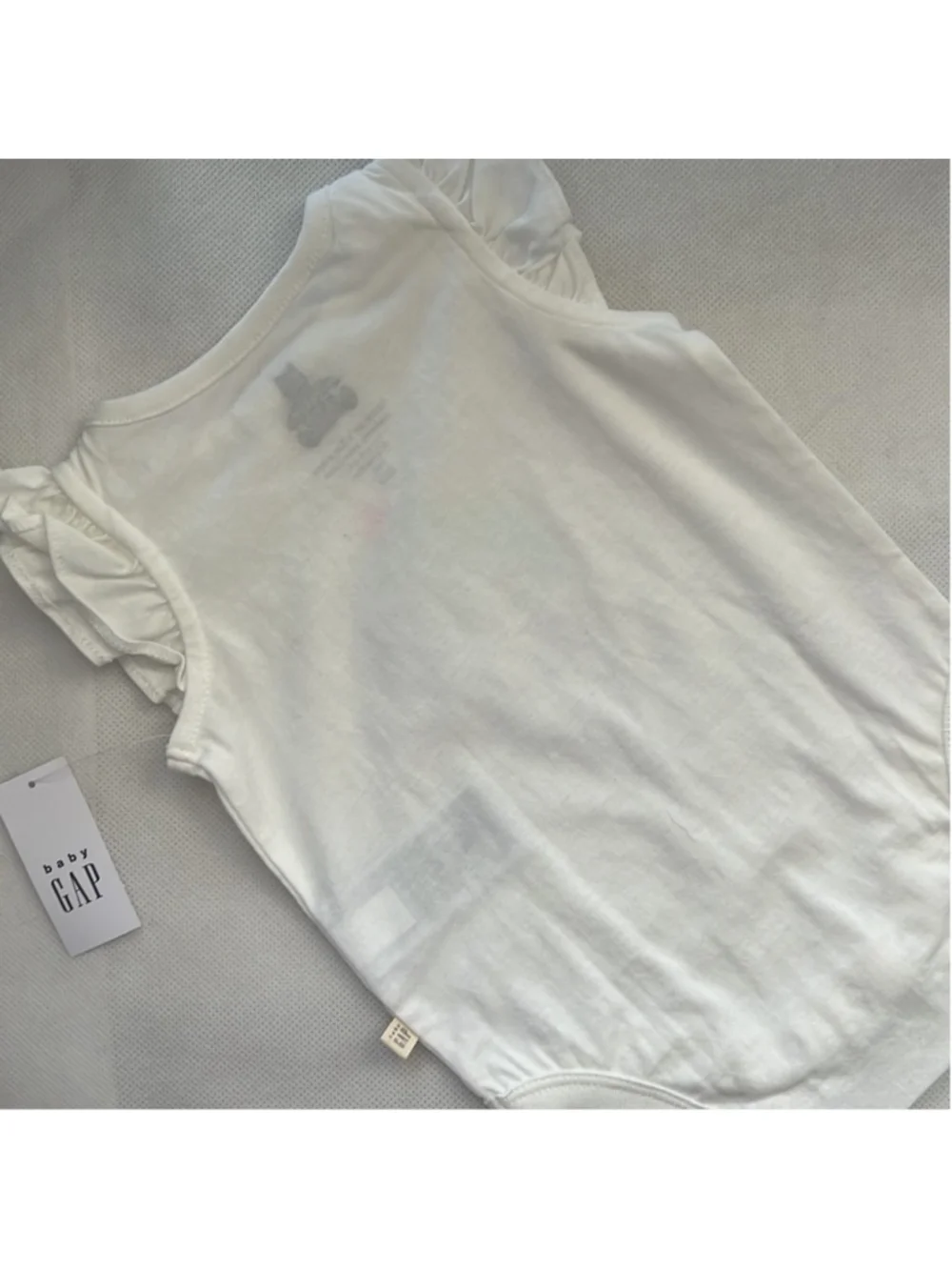 NWT Baby Gap 100% Organic Cotton Ice Cream Body Size 0-3months